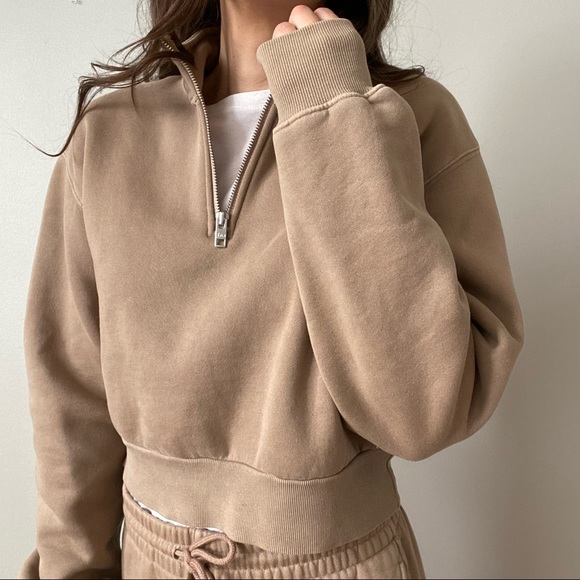 Aritzia Tops - Aritzia TNA Cozy Fleece Perfect 1/4 Zip Sweatshirt